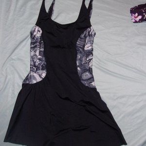 womens size 10  black white one piece swim suit dolphin